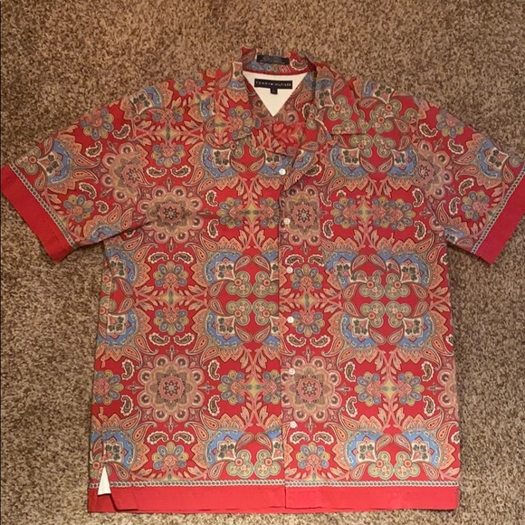 Men’s Short Sleeve Tommy Hilfiger Shirt - Picture 2 of 3